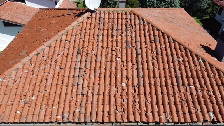 Tetto in coppi da controllare e sistemare